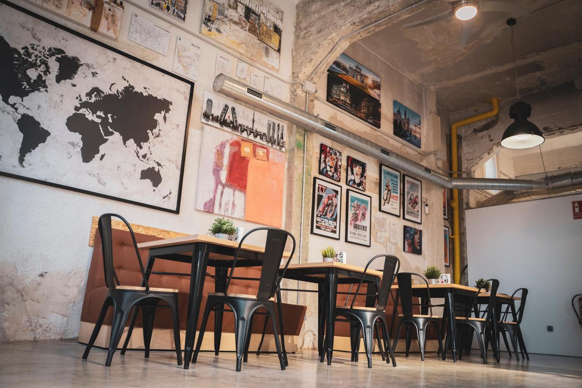 Gallery Hostel Madrid Residencia Esterno foto